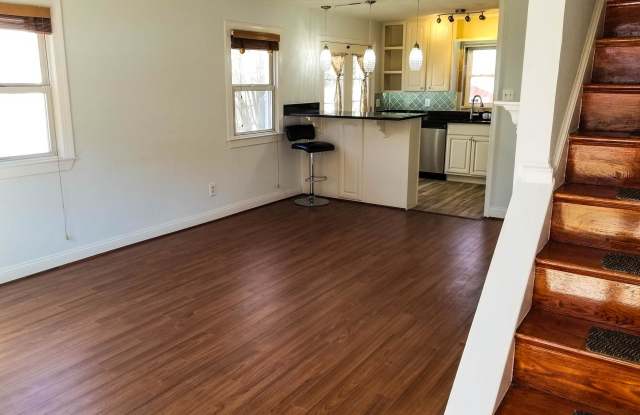2302 FAIRVIEW TERRACE Gallery 2