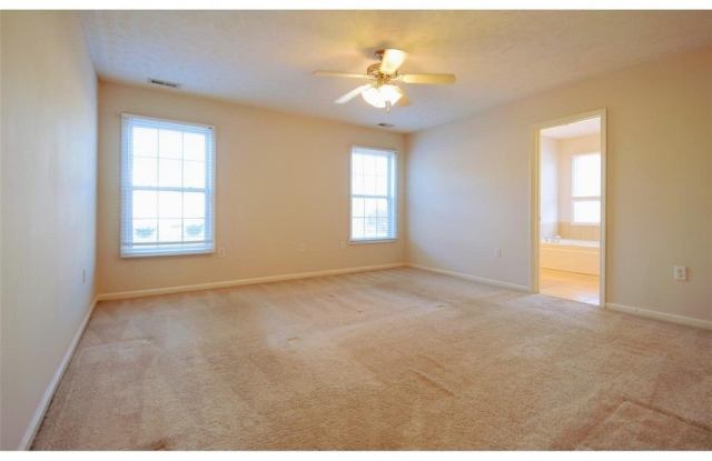 1420 Burford Court Gallery 4