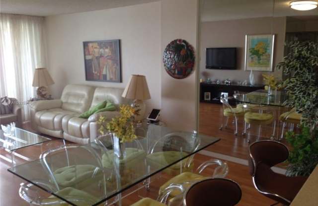 199 Ocean Gallery 3