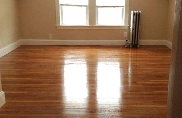 Nice 3 bed in Somerville Gallery 4