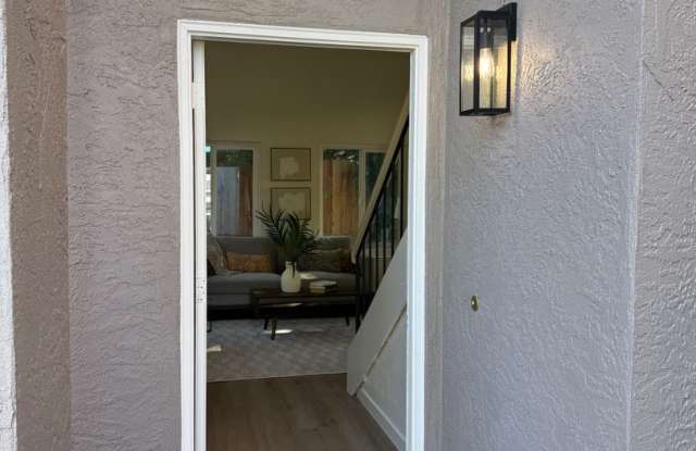 Fully Renovated 3 bedroom Home Gallery 4