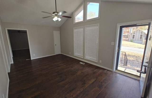 3051 Apple Valley Ln Gallery 4
