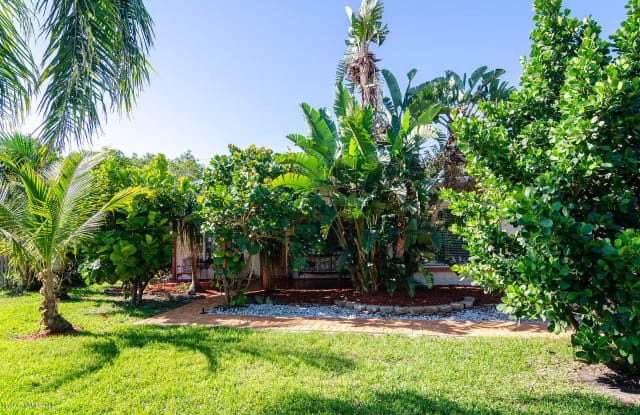 324 W Exeter Street - 324 West Exeter Street, South Patrick Shores, FL 32937