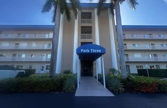 14831 Park Lake Drive unit: 209 photos photos