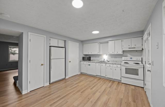 Glenn Ave photos photos
