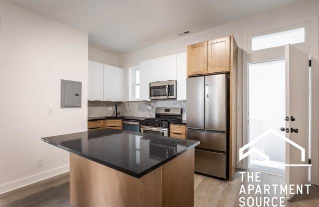 1456 North Kedzie Ave. photos photos