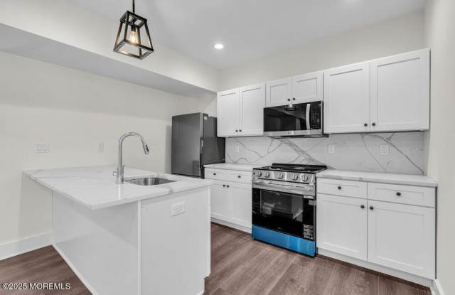 700 1st Avenue photos photos