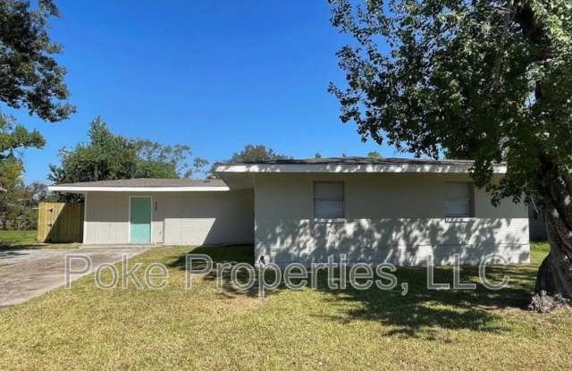 1609 Clover Dr. Gallery 1