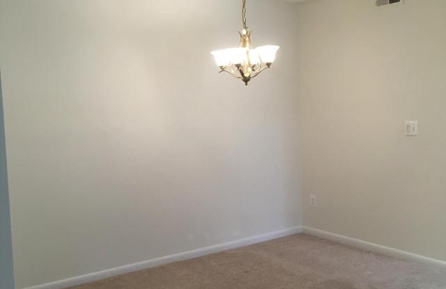 15211 ELKRIDGE WAY Gallery 4