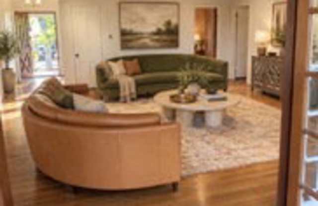 3116 Queensbury Drive Gallery 3