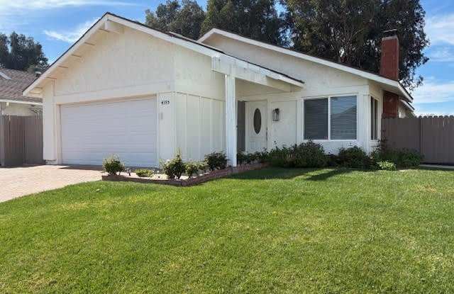 4395 Butterfield Lane photos photos