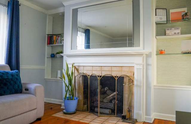 1750 East Broad Street - 1 photos photos
