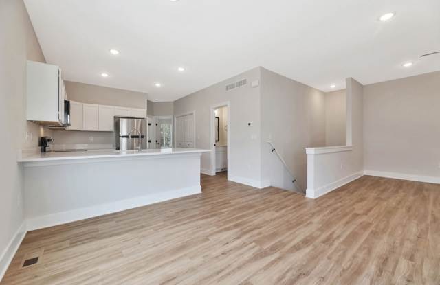 1116 North Joye Street - 1 Gallery 2