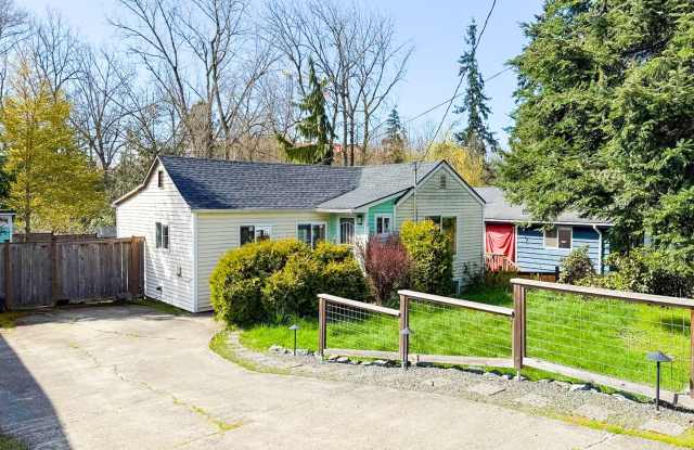 Beautiful newly remodeled 3 bed/2 bath home! Walking distance to Northgate Lightrail! photos photos Beautiful newly remodeled 3 bed/2 bath home! Walking distance to Northgate Lightrail! photos photos