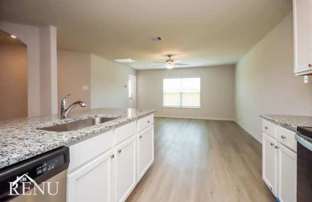 25310 Shadowdale Drive Gallery 2