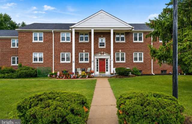 Charming 2BR Condo in Cherry Hill photos photos