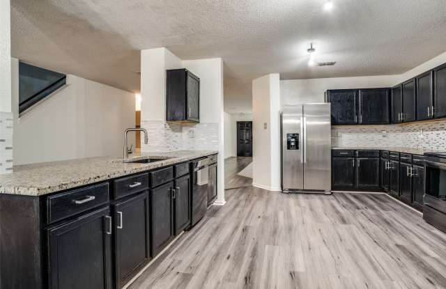 1130 Annie Oakley Drive Gallery 2