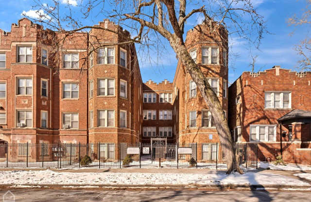 7152 S Cornell Avenue - 7152 South Cornell Avenue, Chicago, IL 60649