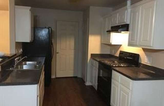 28922 Village Creek Loop Gallery 2