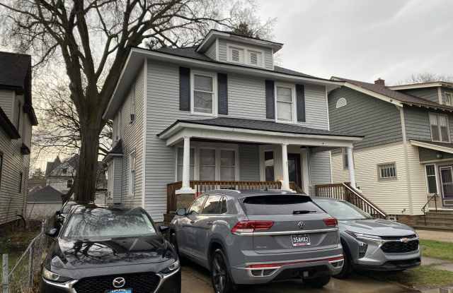 87 East 15th Street photos photos