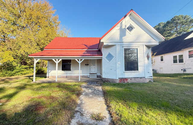 2-Bedroom, 1-Bath Home in a Prime Martin Location! *REMODELED* photos photos