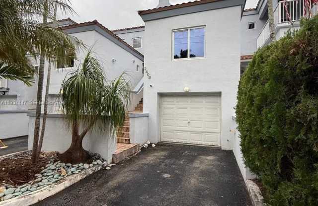 2408 NE 135th St photos photos