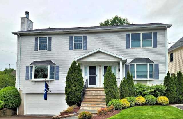 300 Jefferson Avenue photos photos
