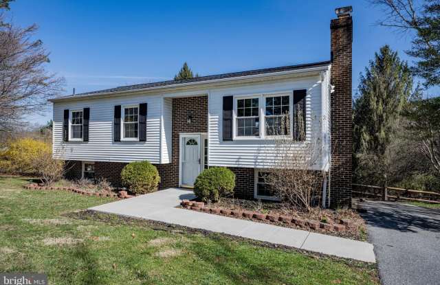 2402 RAINTREE Avenue photos photos