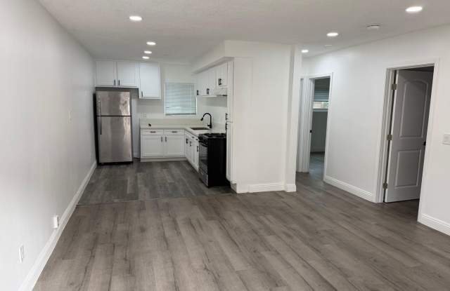 5732-5740 Sepulveda Blvd / 5735-5739 Halbrent Ave photos photos