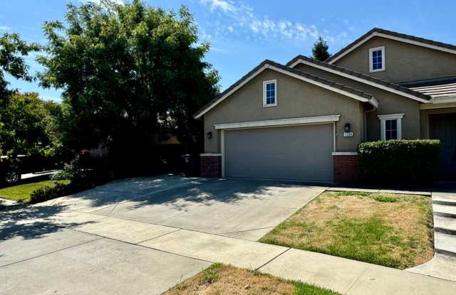 3 bed 2 bath Plumas Lake photos photos