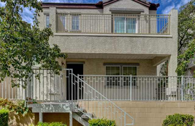 Beautiful 2 Story, 3 Bedroom Home Northwest! photos photos