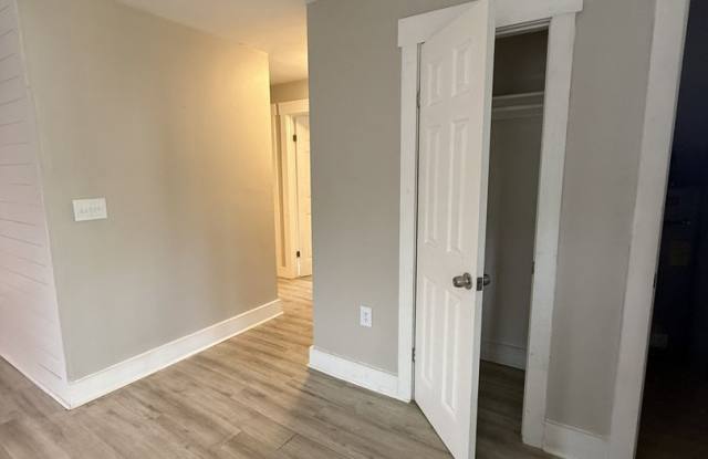 1012 Balview Gallery 4