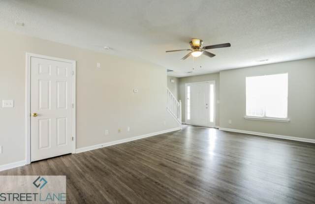 6122 Hickory Lane Drive Gallery 3