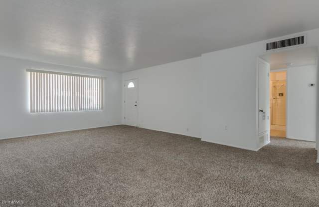 733 E MARLETTE Avenue Gallery 4