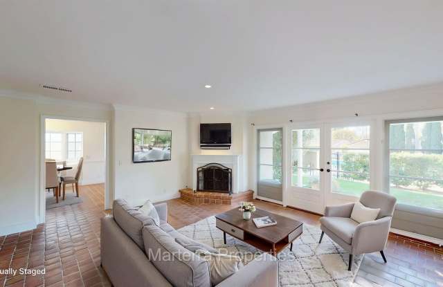 Welcome home to a Beautifully home at 2761 Vista Umbrosa! photos photos