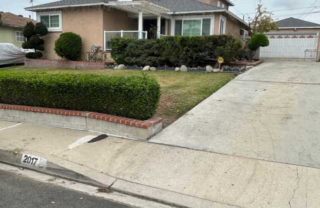 Spacious 4-Bedroom House for Rent in Monterey Park Quiet Neighborhood photos photos