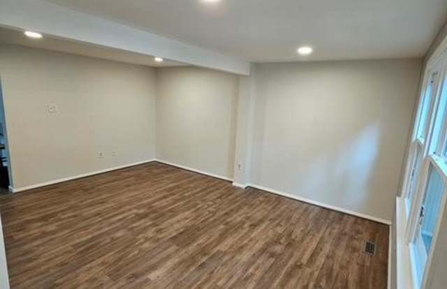 8135 LOVING FOREST Court Gallery 3