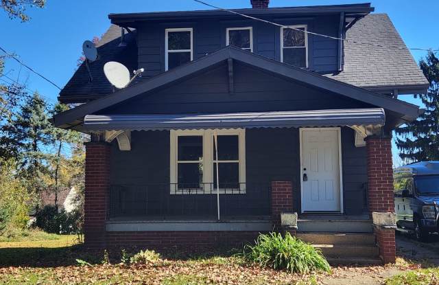 3 Bedroom 1.5 Bathroom House Gallery 1