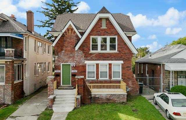 13601 Northlawn Street Gallery 1