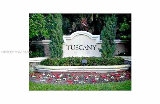 2779 SW 82nd Ave photos photos