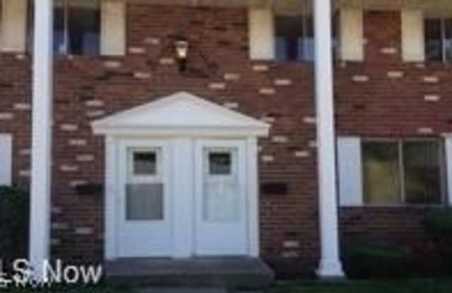 552 S Shore Court photos photos