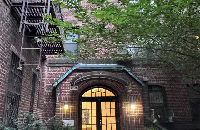 4220 Kissena Blvd Apt D2 photos photos