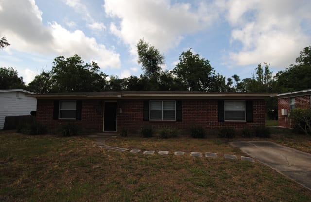 6242 Pine Cove Ln - 6242 Pine Cove Lane, Jacksonville, FL 32211