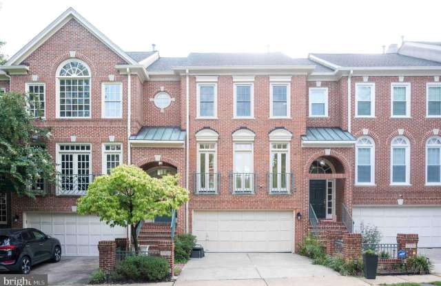 7704 ANNANDALE MAINS Court Gallery 2