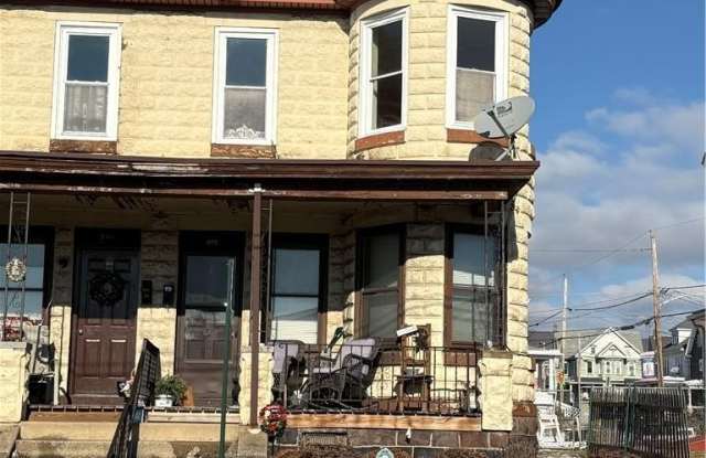 404 Mahoning Street photos photos