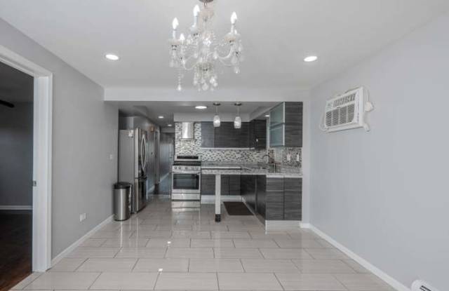 2702 North 74th Avenue photos photos 2702 North 74th Avenue photos photos