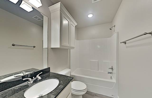 3 Bedroom 2 Bathroom 2 Car Garage duplex with upgrades close to Broadway Extension, a short distance from Edmond and easy access to downtown OKC photos photos