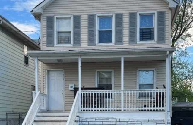 494 Monroe St photos photos