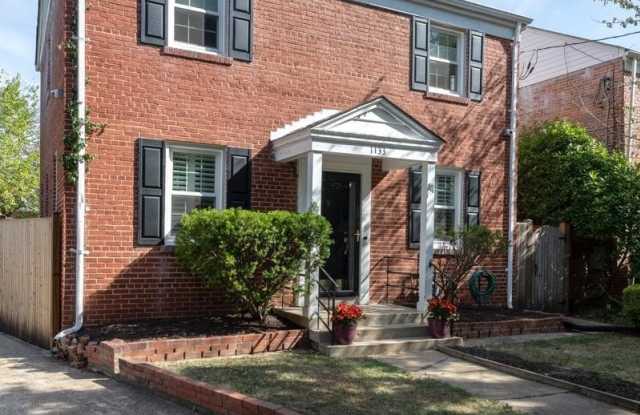 1133 KALMIA ROAD NW Gallery 3
