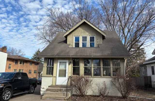 2 BR/1 BA Single-Family Home in the Mac-Groveland Neighborhood! photos photos